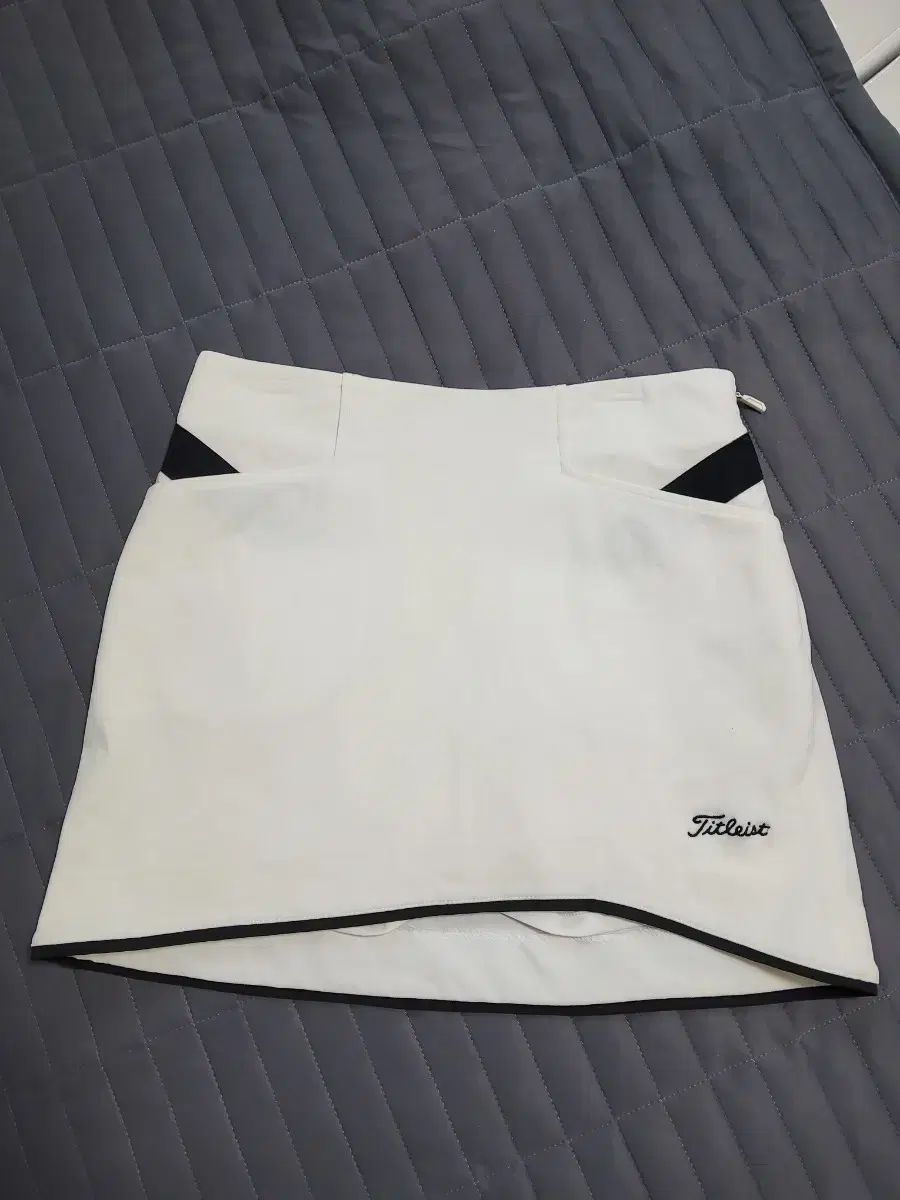 Titleist(タイトリスト) ホワイト ゴルフ スカート (ミッドシーズン)