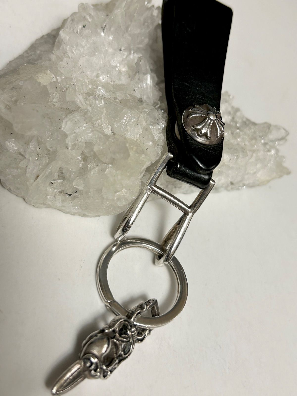 CHROME HEARTS レザー Dリング　キーホルダー　キーリング CHROME HEARTS レザー Dリング キーホルダー キーリング クロムハーツD