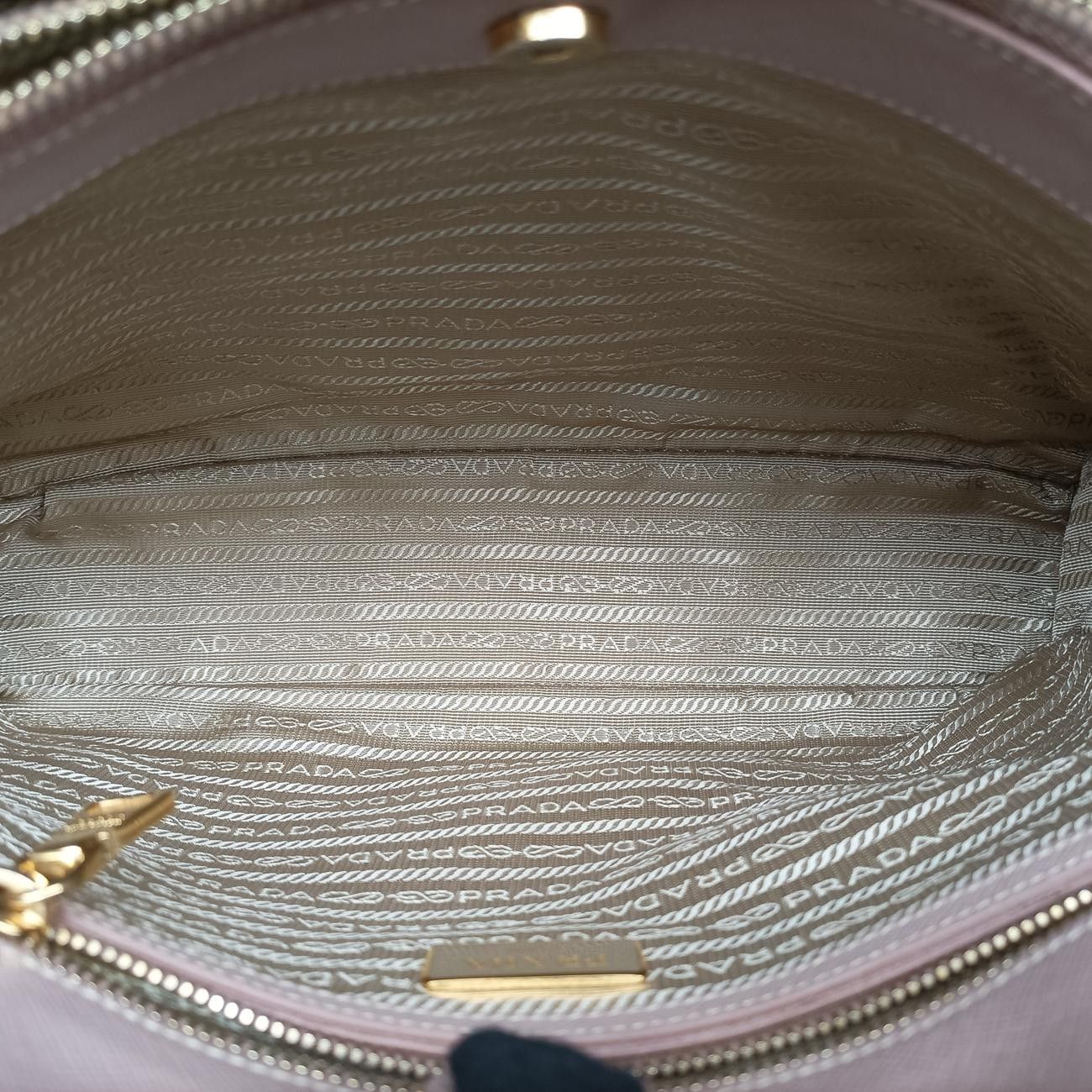 プラダPradaガレリアピンクサフィアーノレザーBN2274208 8