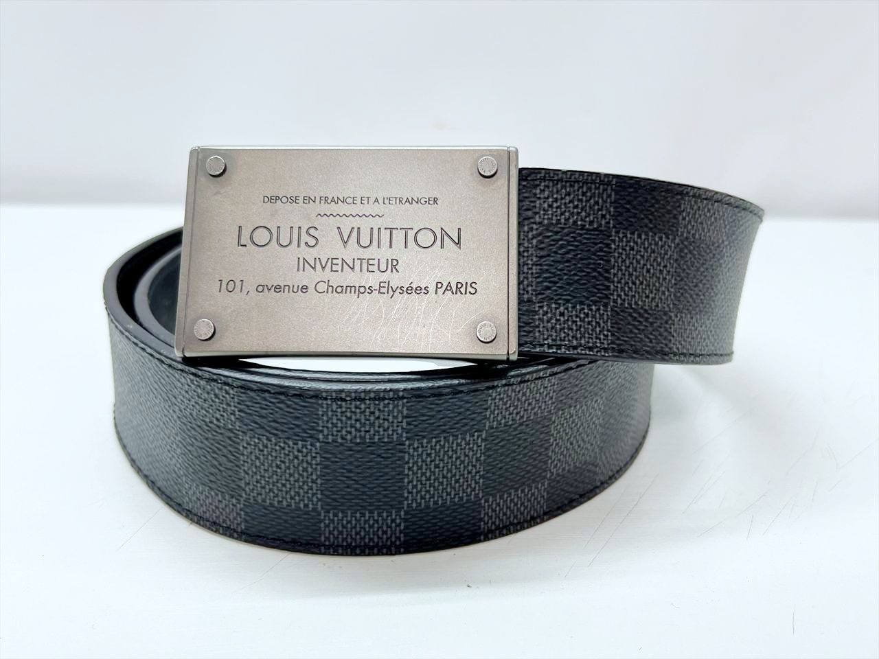 Louis Vuitton ルイヴィトン ダミエグラフィット サンチュール ネオ アヴァントゥール リバーシブルベルト アンフィニ M9234