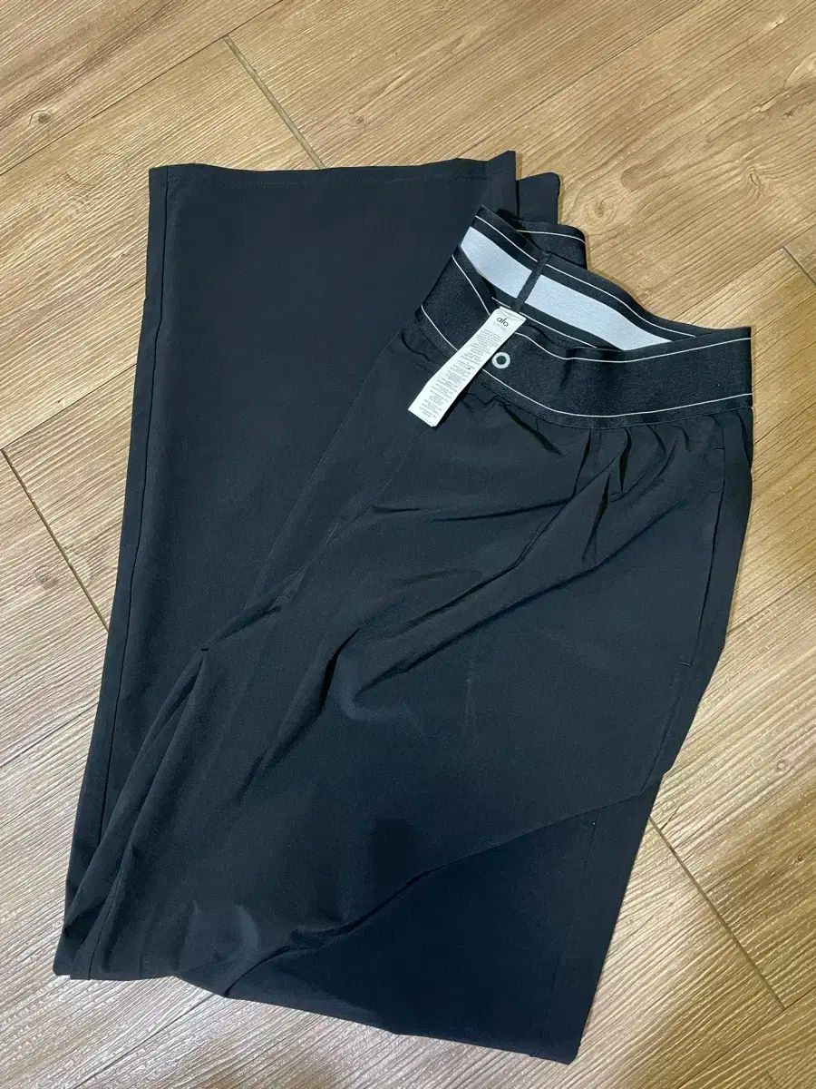 アーロ スーツ カルマ スラックス パンツ S