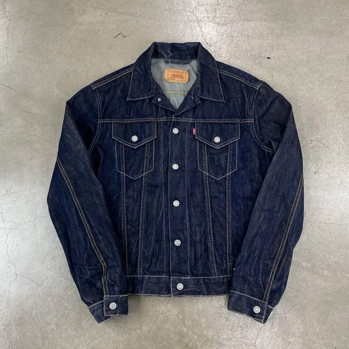 【雷市場（ポンジャン）商品韓国直送】 LEVI'S(リーバイス) 72500 インディゴブルー 赤タブ デニム トラッカー ジャケット （ 100 ）