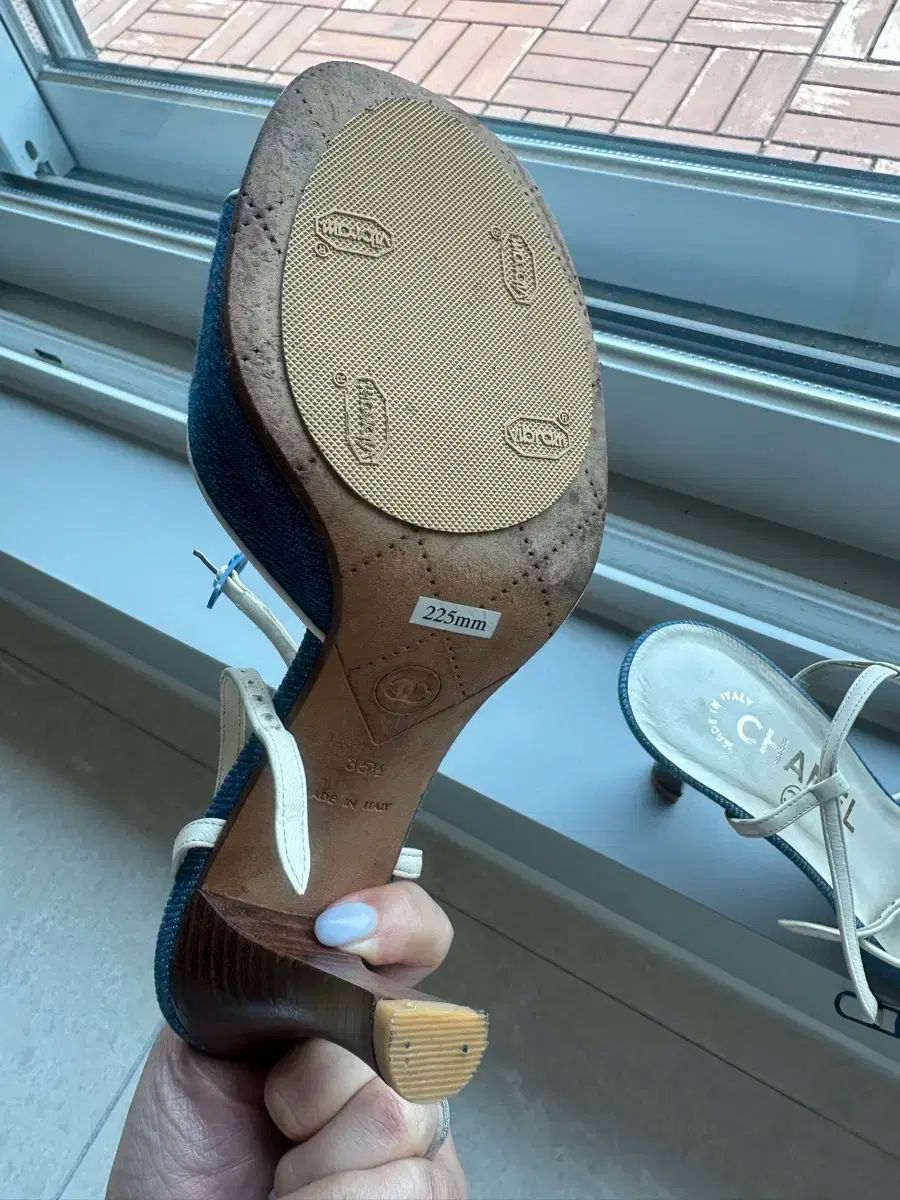225 サイズ