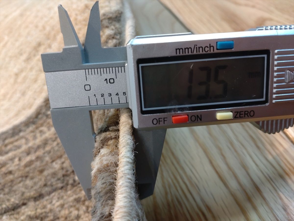 夏は涼しく冬は暖かい 天然無染めラグ 玄関マット大 118x76cm P202 MARWIL-DEMENAGEMENTS_CH