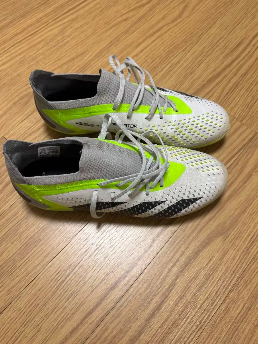 アディダス プレデター