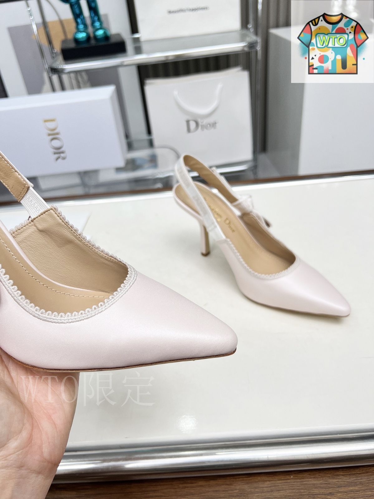 Dior 刺繍付き青サンダル 中ヒール Dior 刺繍ハイヒール アルファベットロゴリボンサンダル06-DW95