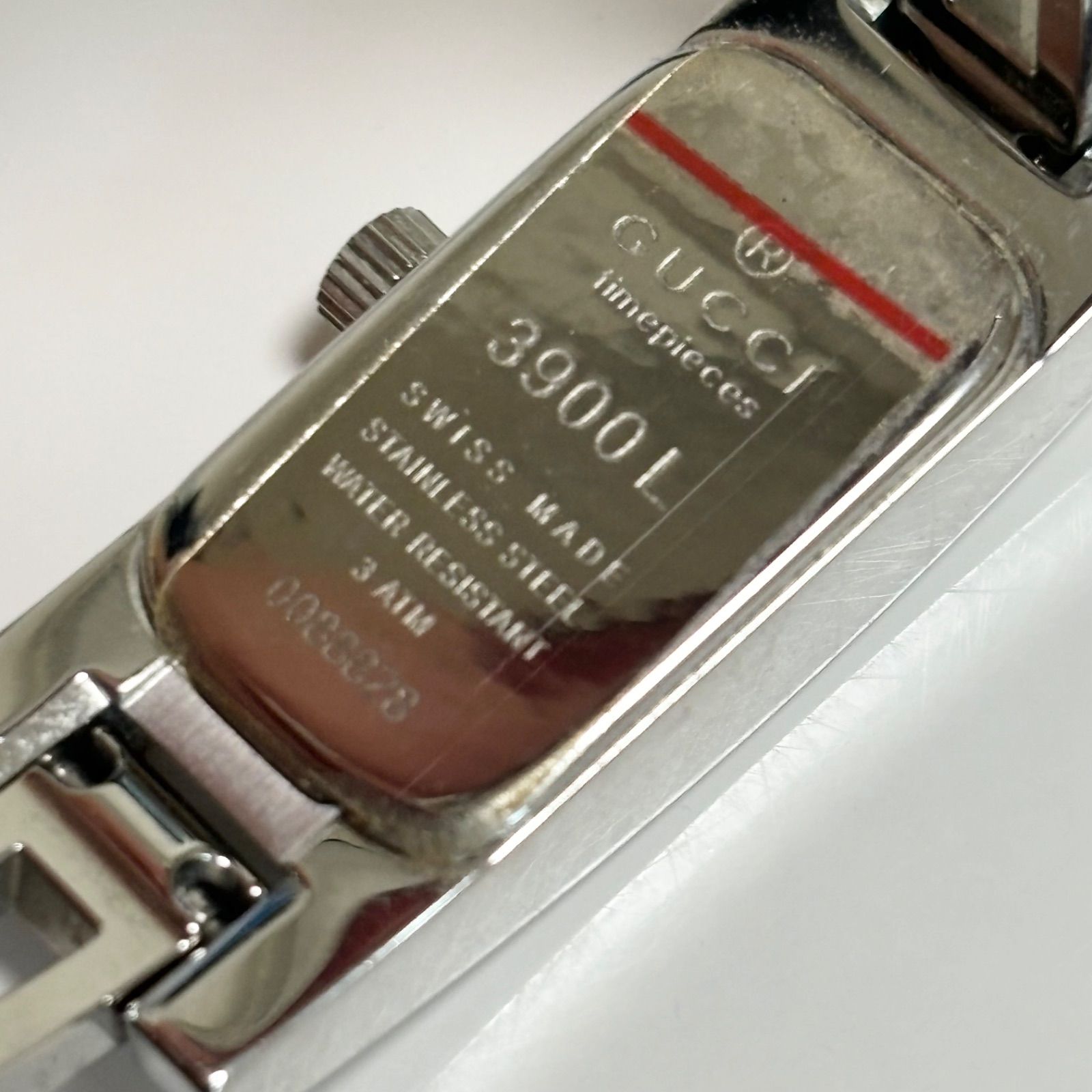 GUCCI  レディースウォッチ　2本セット　電池切れ　動作未確認 GUCCI レディースウォッチ2本セット電池切れ動作未確認