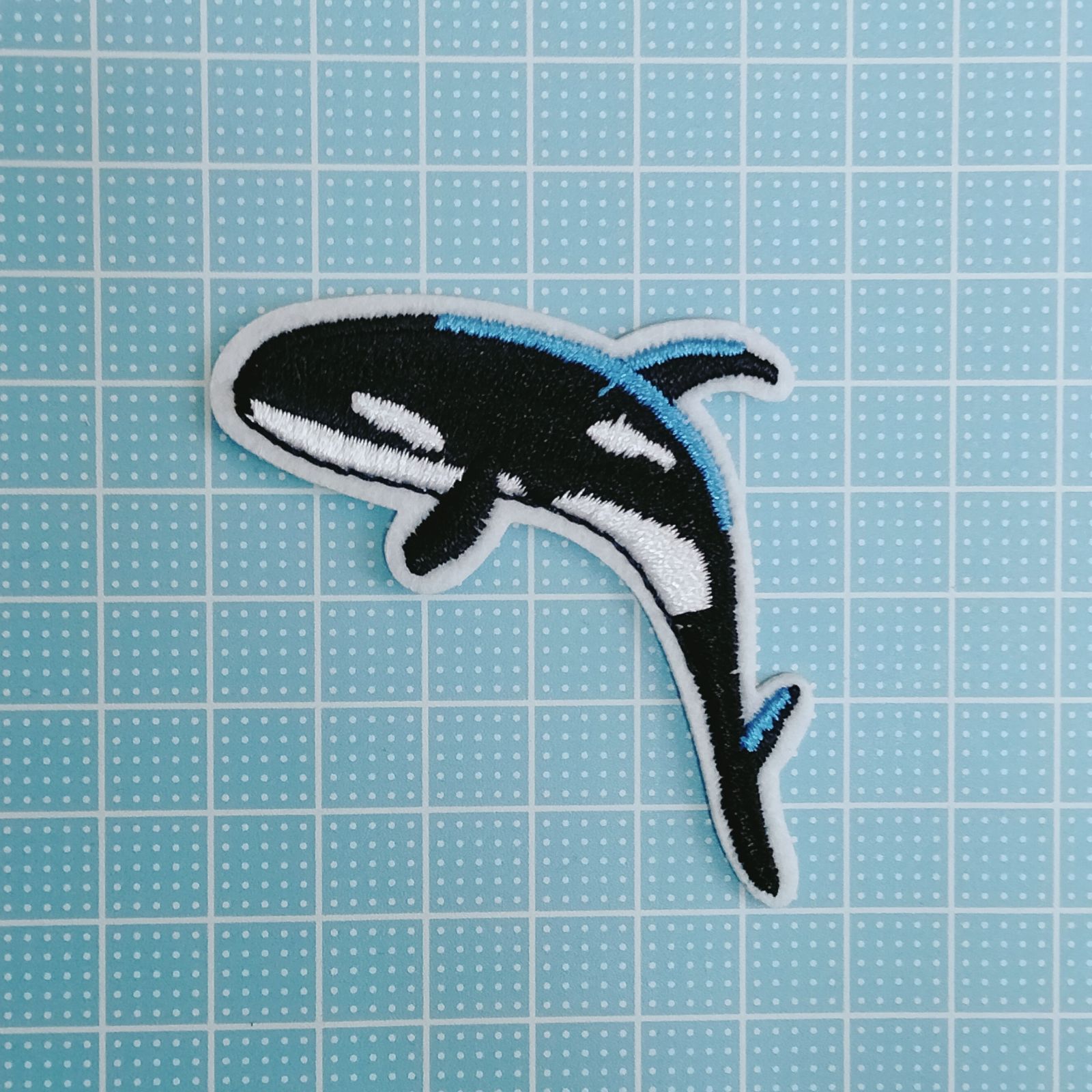 刺繍ワッペン ☆海の生き物☆シャチ☆オルカ☆ アイロン接着 