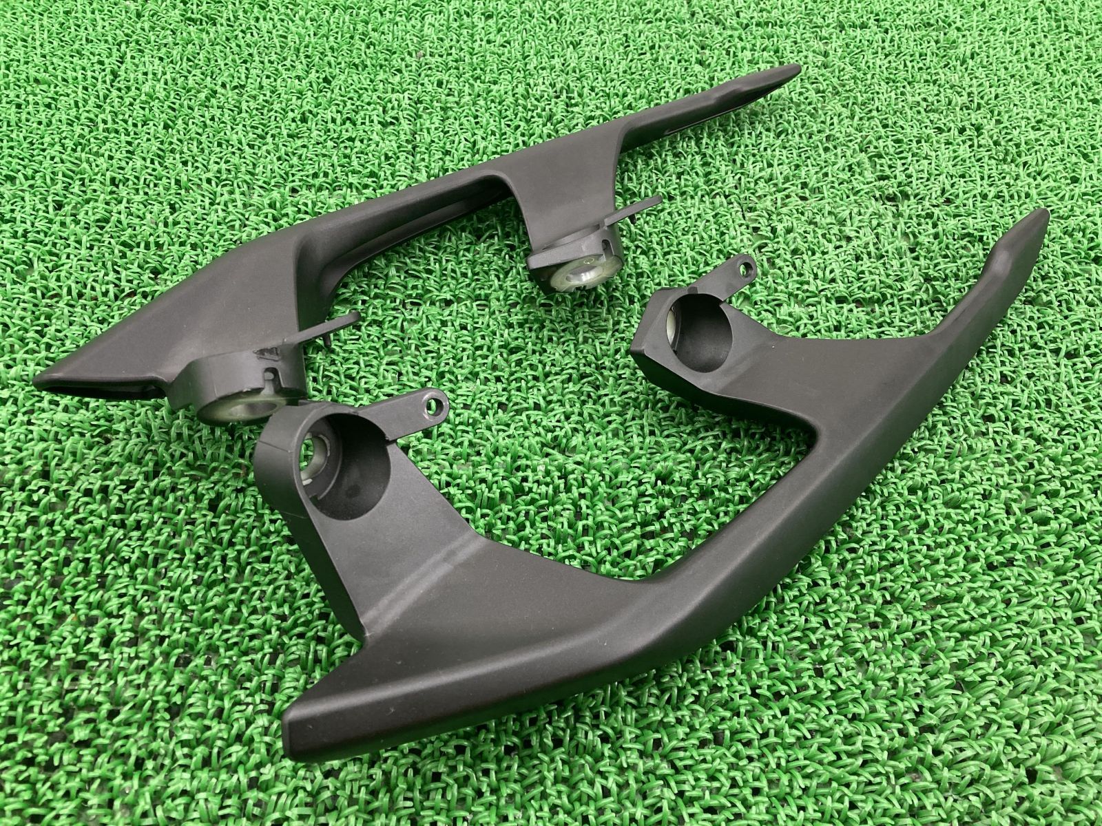 ヤマハＸMAXグラブバー XMAX グラブバー 黒 B74 ヤマハ 純正 中古 バイク 部品 SG42J B7