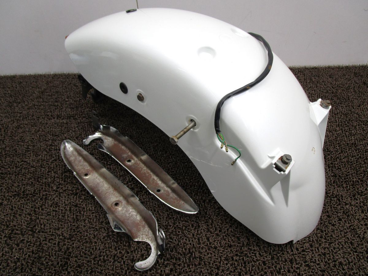 マグナ250S リアフェンダー テールランプ サイドモール A6162 MC29 ホンダ MC15E V-TWIN MAGNA キャブ車