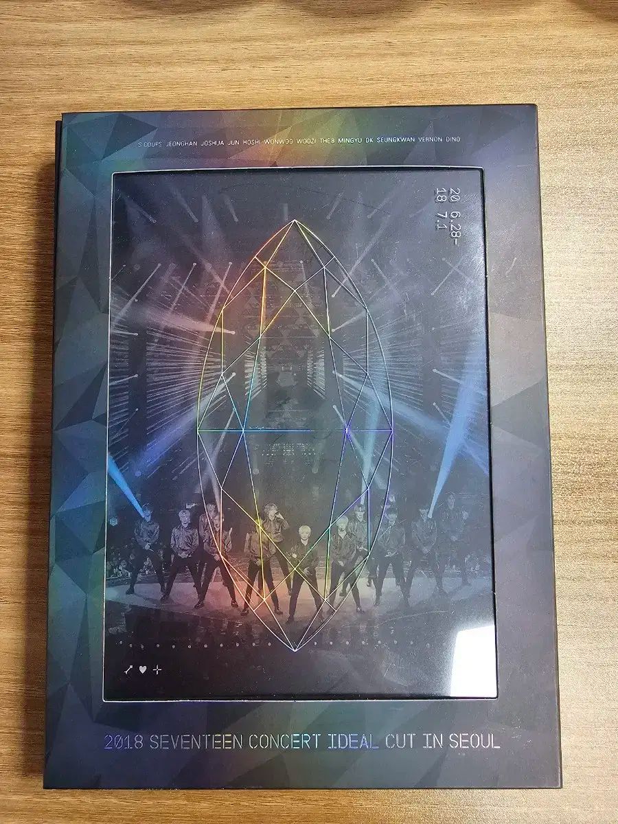 セブチ　idealcut Blu-ray トレカ　コンプセット Amazon.co.jp | 2018 SEVENTEEN CONCERT 'IDEAL CUT' IN JAPAN