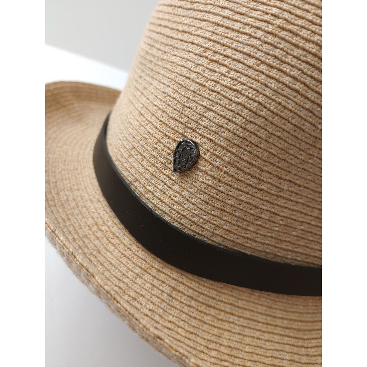 ヘレンカミンスキーのラフィアハット帽子 HELEN 美品◇ヘレンカミン