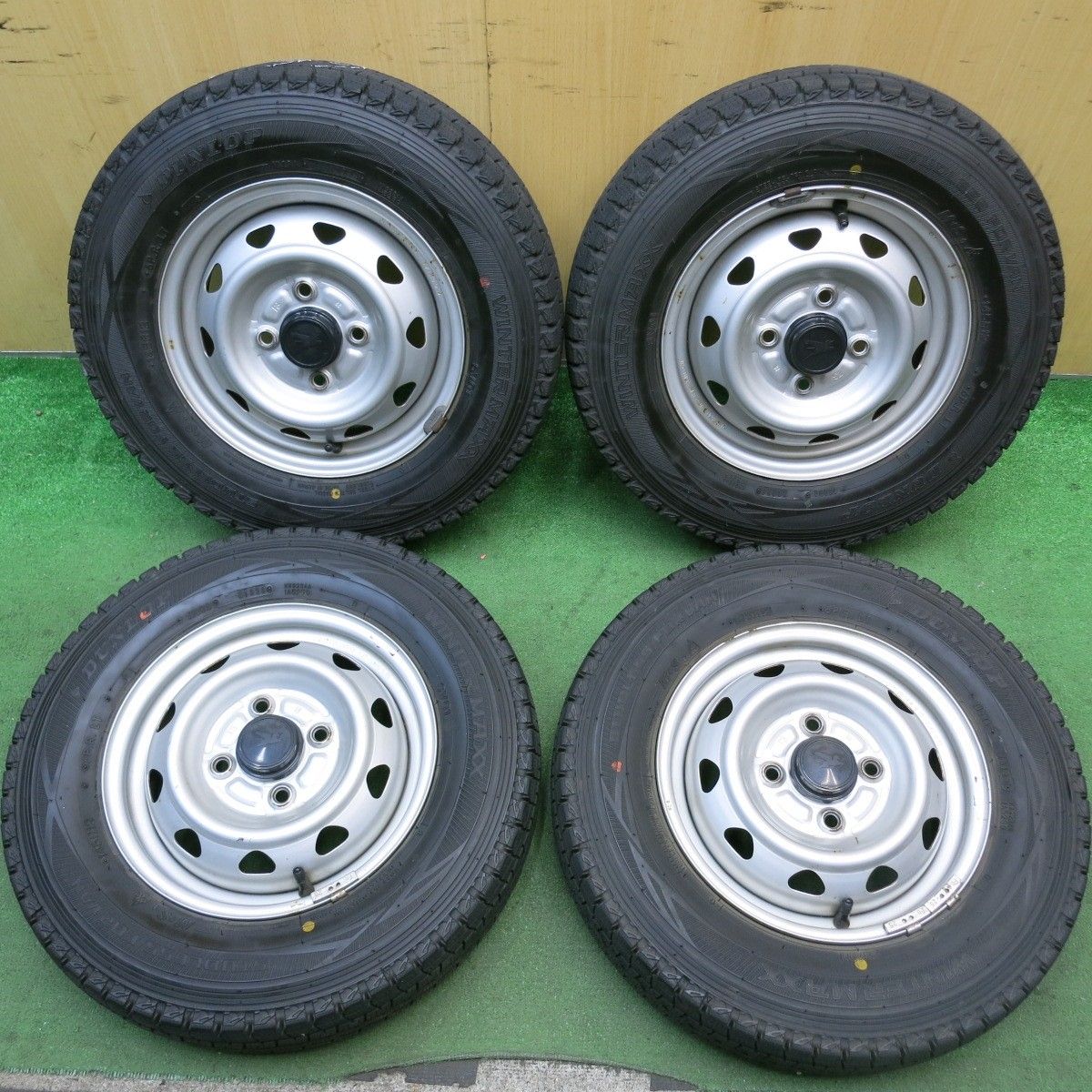 車 4本価格！23年☆スタッドレス 145R12 6PR ダンロップ ウインター 