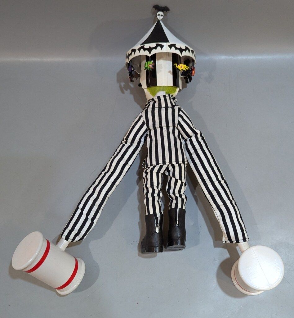 メズコ リビングデッドドールズプレゼンツ ビートルジュース ビートルジュース ショータイムver