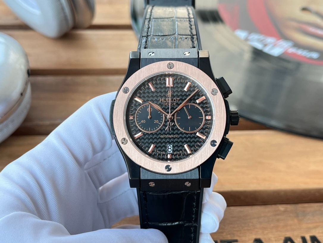 【新品未使用】Hublot マネークリップ HUBLOT INTRODUCES THE QATAR SPECIAL PEARL COLLECTION - Al
