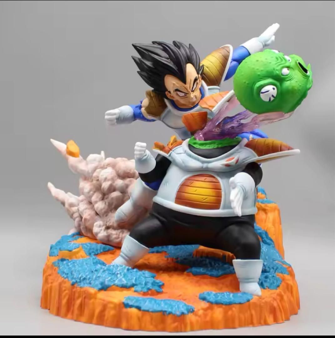 ドラゴンボール　ベジータVSグルド　フィギュア　23cm