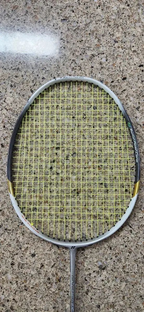 ヨネックス ( YONEX ) バドミントンラケット ナノスピード 6000