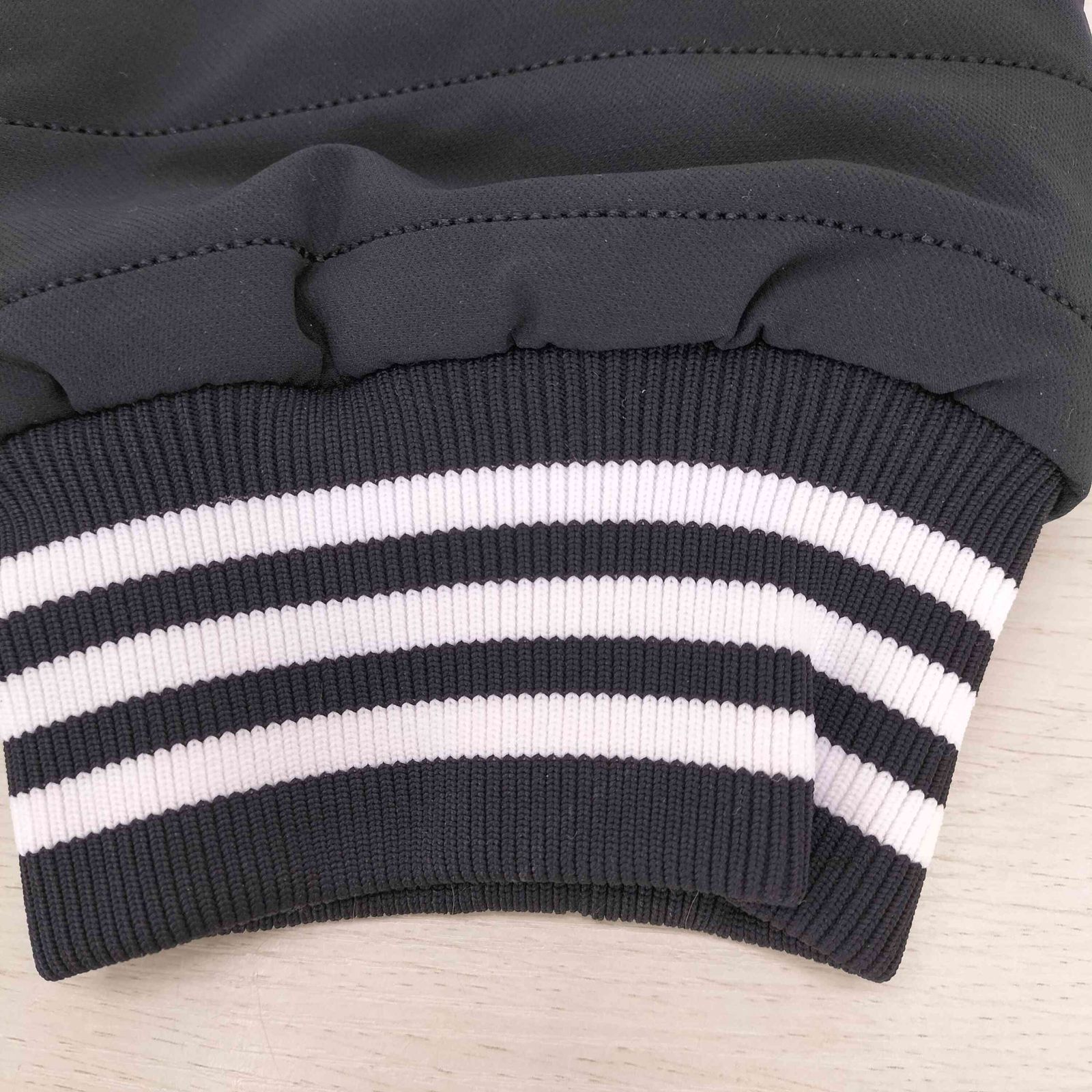 アディダスオリジナルス adidas Originals 中わた入り