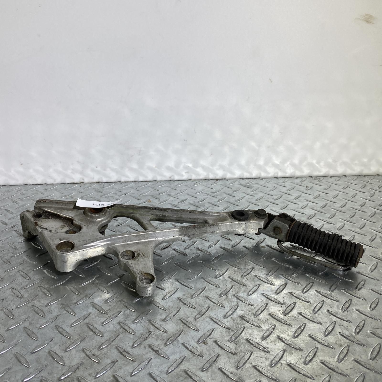 CBX400F HONDA CBX400F ステッププレート左側 ホンダ CBX550F ステップ 