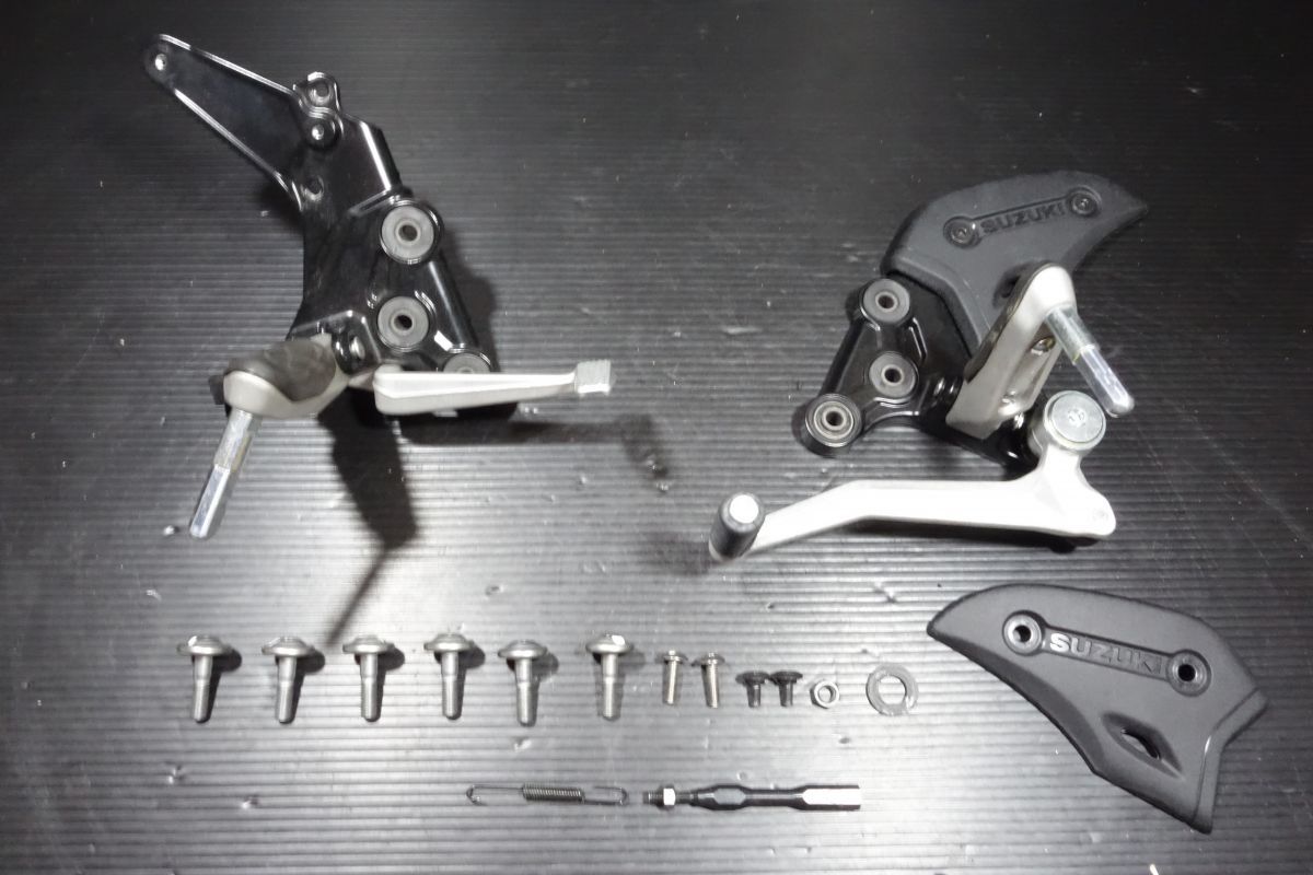 メインステップ 左右セット ブレーキ チェンジ シフト ペダル ヒールガード スズキ 純正 GSX1300R 隼 EJ11A ハヤブサ R20250915