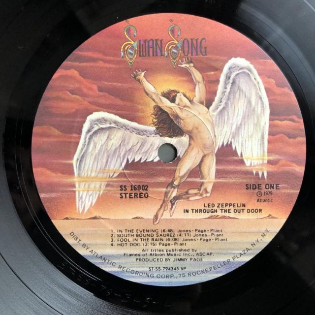 レコード新品同様! レッド・ツェッペリン 1979年 初版盤 インスルージアウト 良盤 1979年 米国盤 レッド・ツェッペリン Led Zeppelin LPレコード In