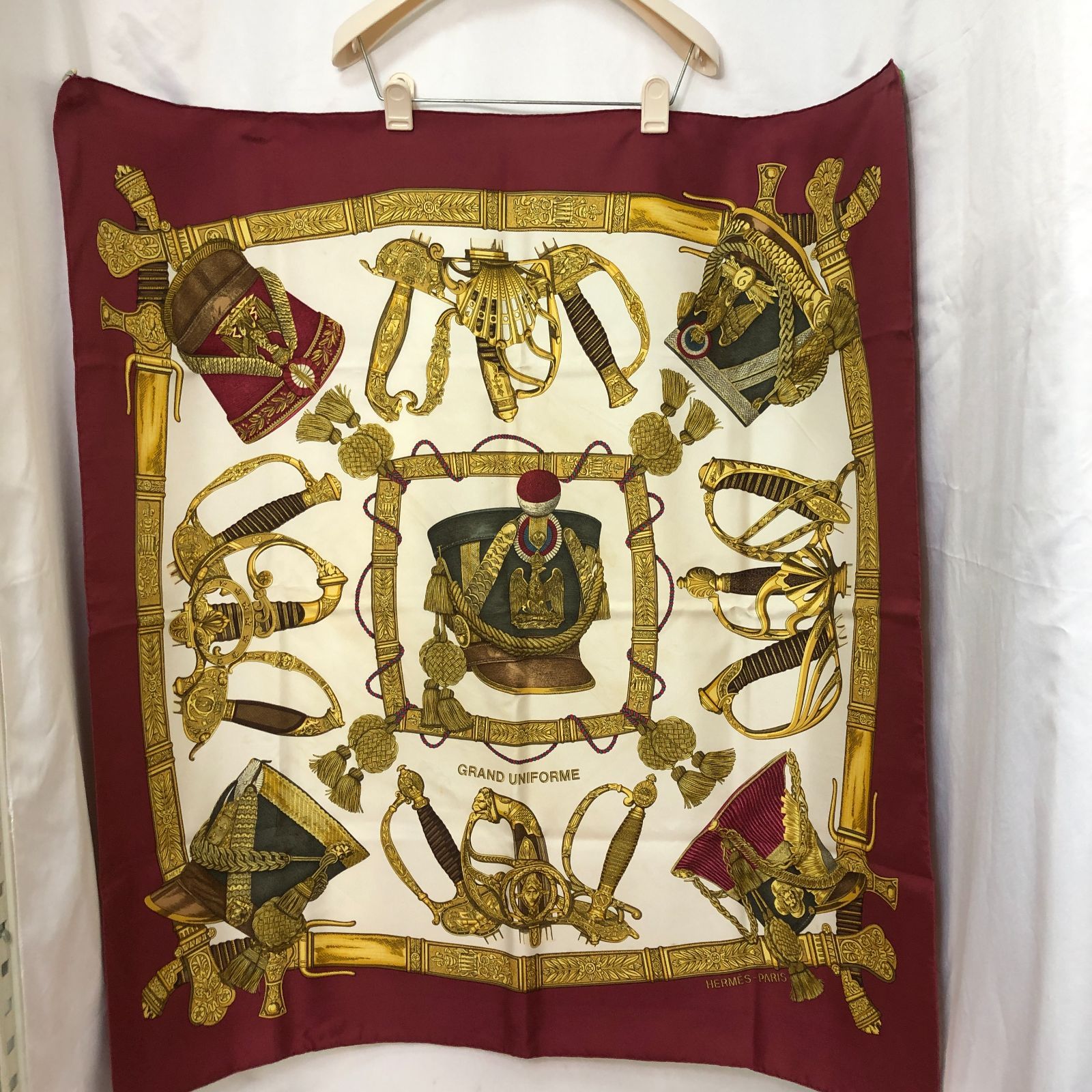 お値下げ！HERMES☆スカーフ GRAND UNIFORME HERMES - エルメス HERMES スカーフ カレ90 GRAND UNIFORME 壮大
