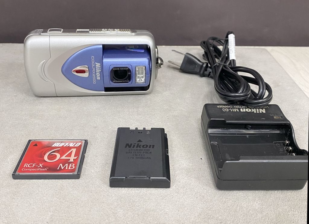 動作品　Nikon COOLPIX E2500 デジカメ 動作品】Nikon COOLPIX E2500