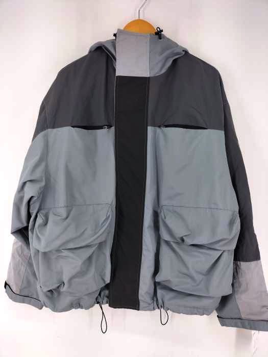 最大96%OFFクーポン Burberry Teck Wear マウンテンパーカー ロゴ