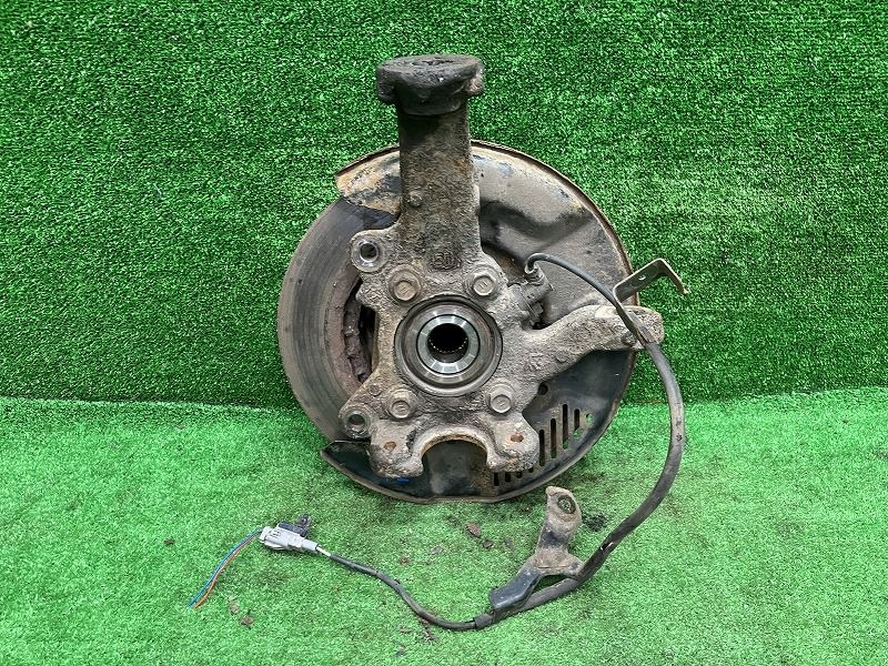 レジアスエース KDH205V 左フロントナックルハブ DX 4WD 6人 43212-26120 6S3