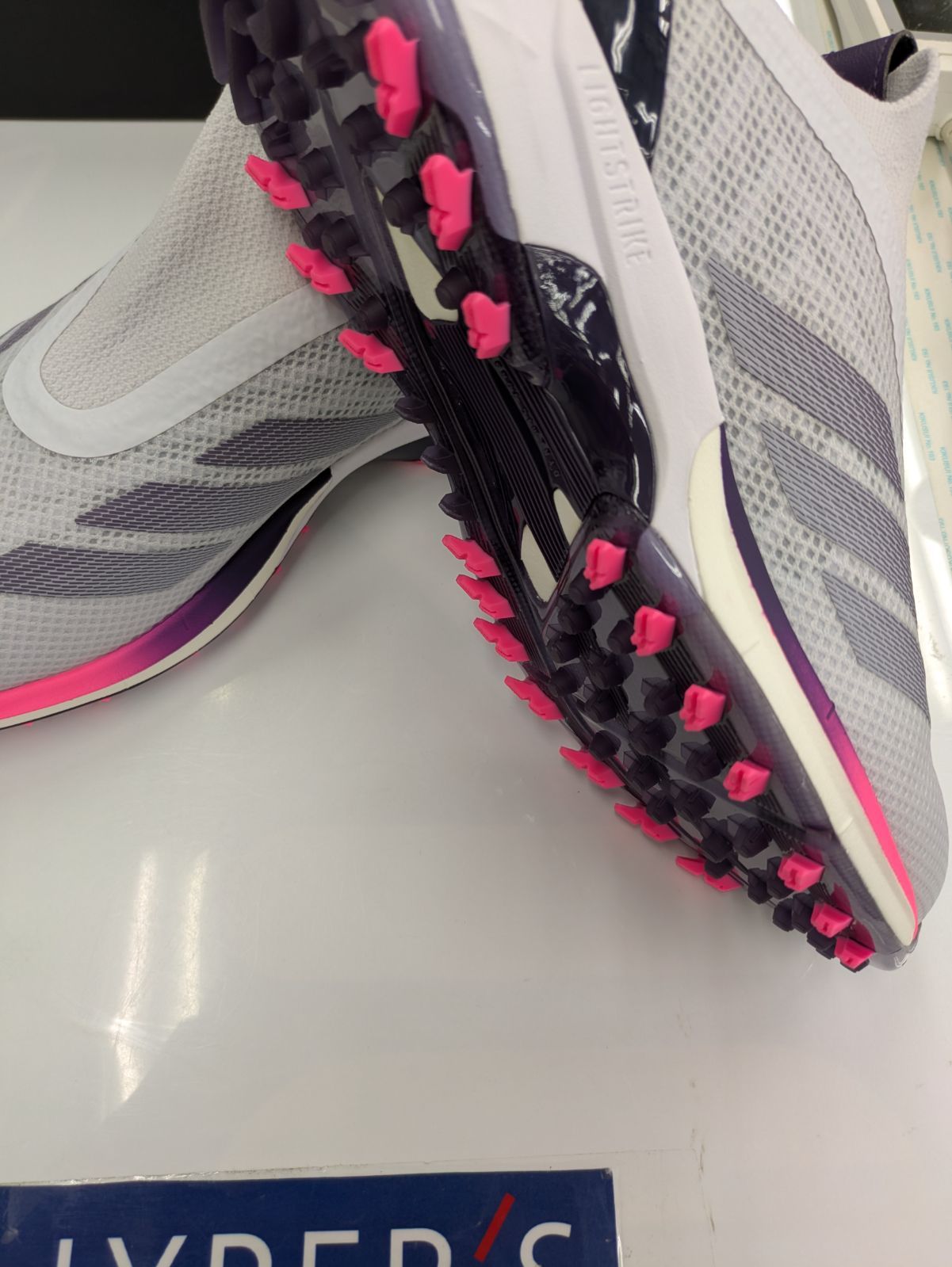 ゴルフシューズ モデル