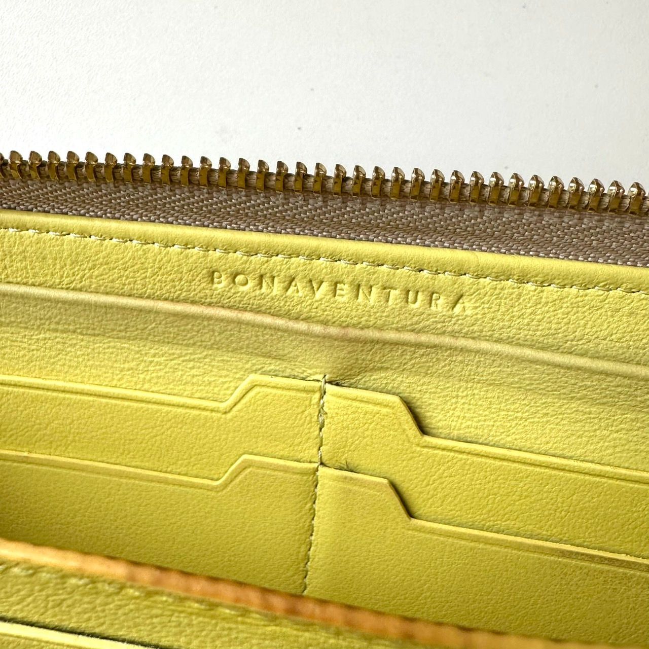 ボナベンチュラ BONAVENTURA 長財布 グレージュ×イエロー - メルカリ