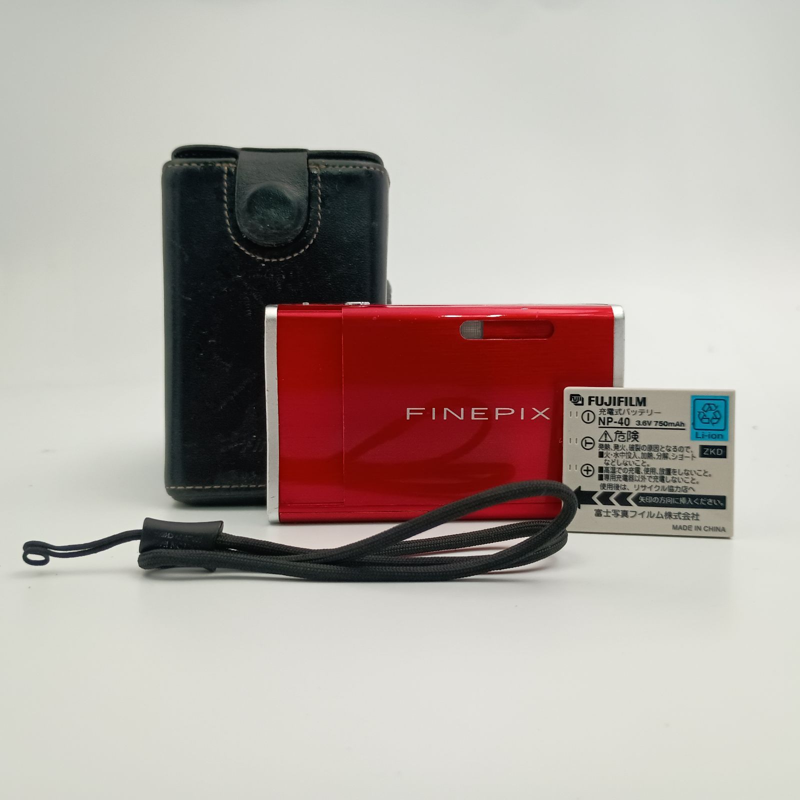 FUJIFILM FINEPIX Z2 COMPACT DIGITAL CAMERA Red 赤 富士