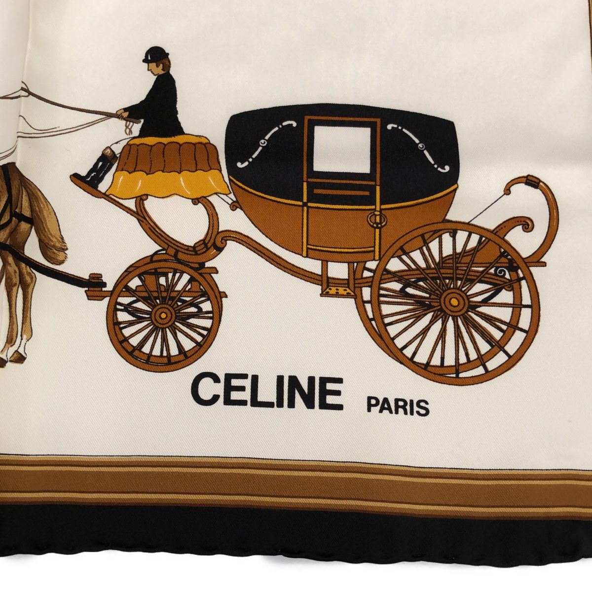CELINE セリーヌ 馬車柄 茶系 ブラウン 黒 ブラック シルク スカーフ 小物 アパレル ブランド ※ポスト投稿でのご発送になります。 CELINE セリーヌ 馬車柄 茶系 ブラウン 黒 ブラック シルク スカーフ