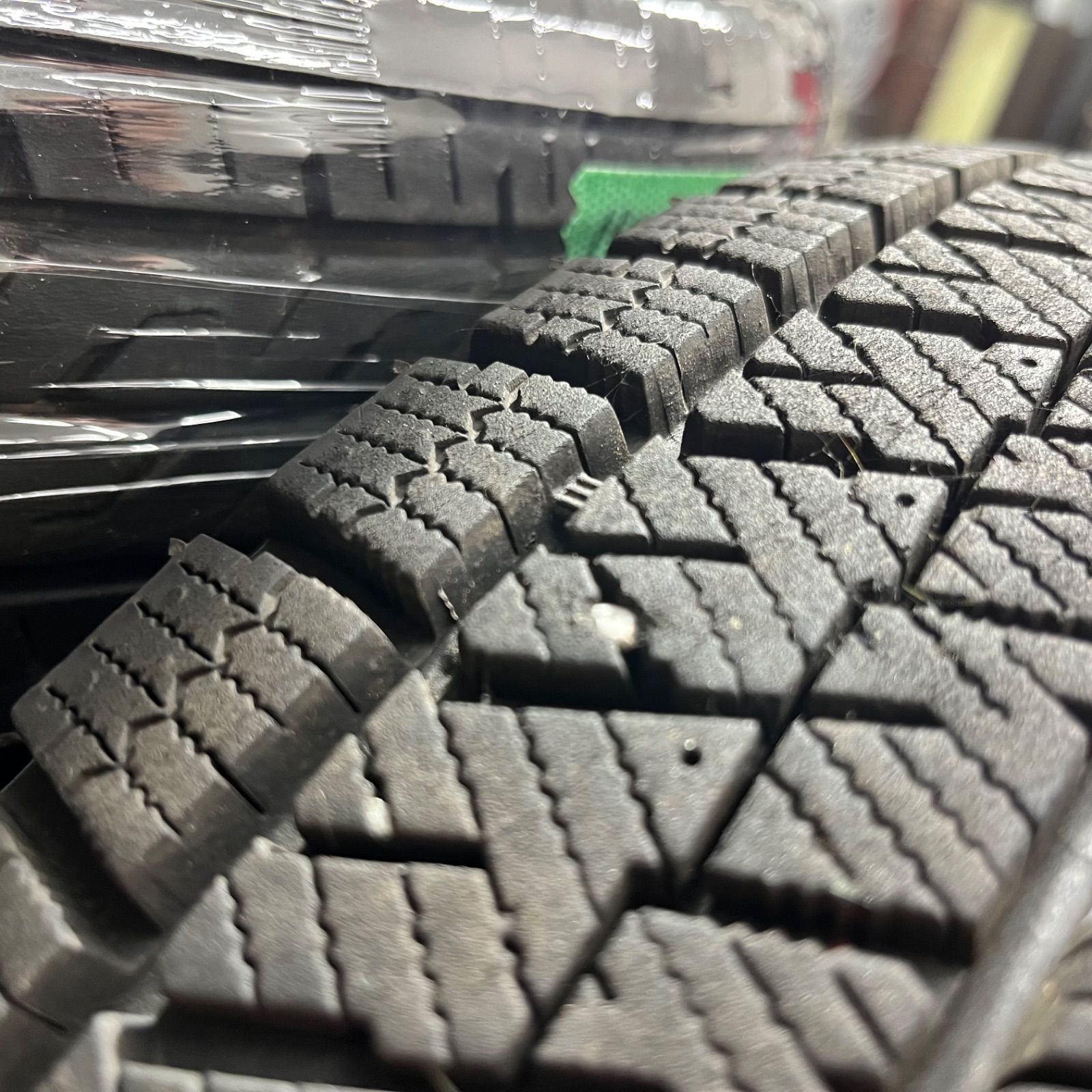 ブリヂストン ブリザックVRX2