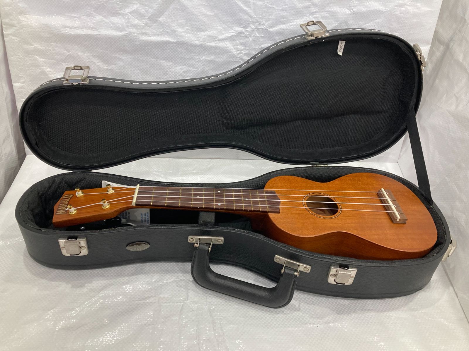 MAHALO ウクレレ UK-220 ハードケース付き 20922-3Y-E]【中古品