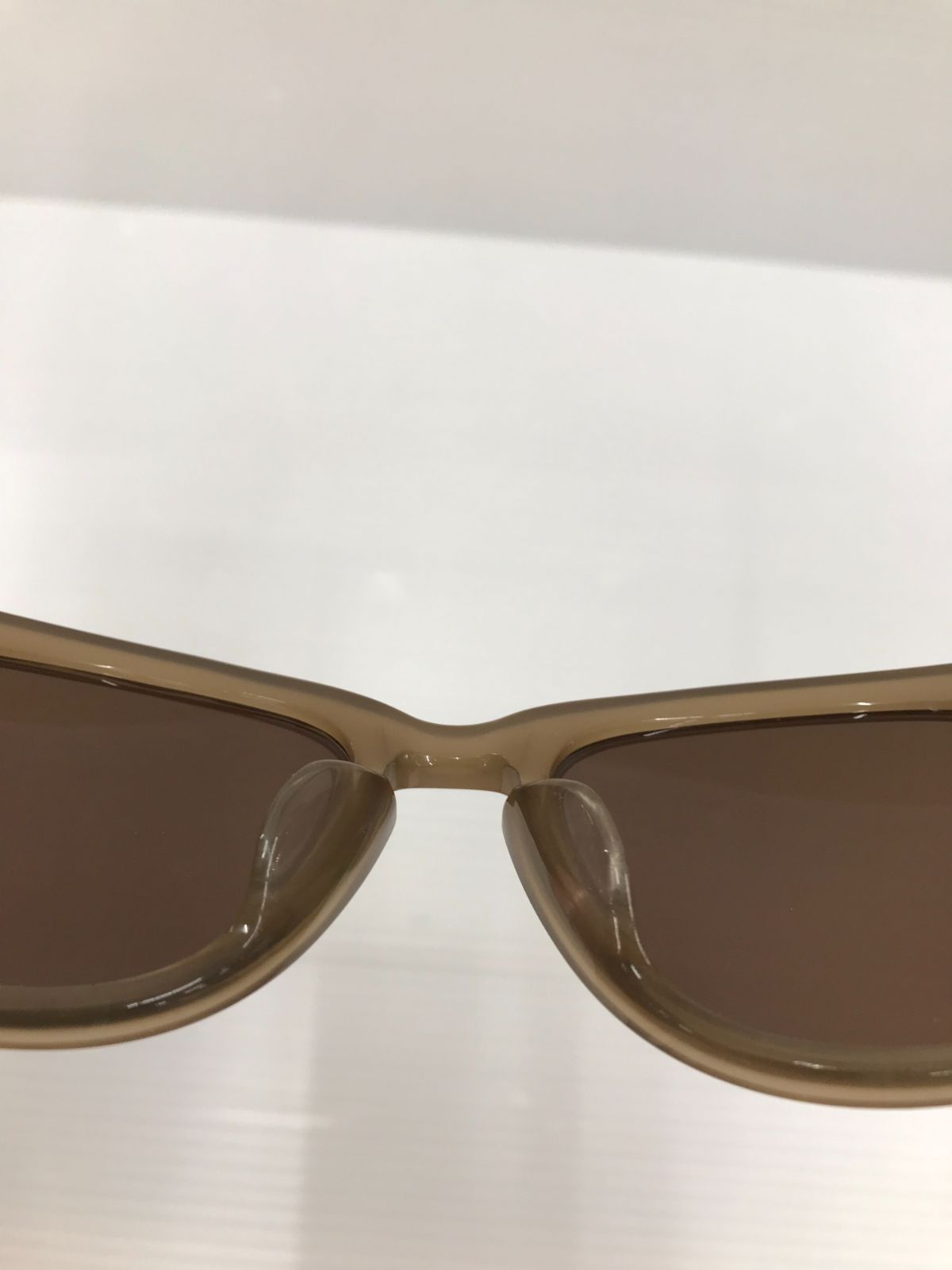 81.OLIVER PEOPLES WEST　偏光サングラス【店舗併売品】