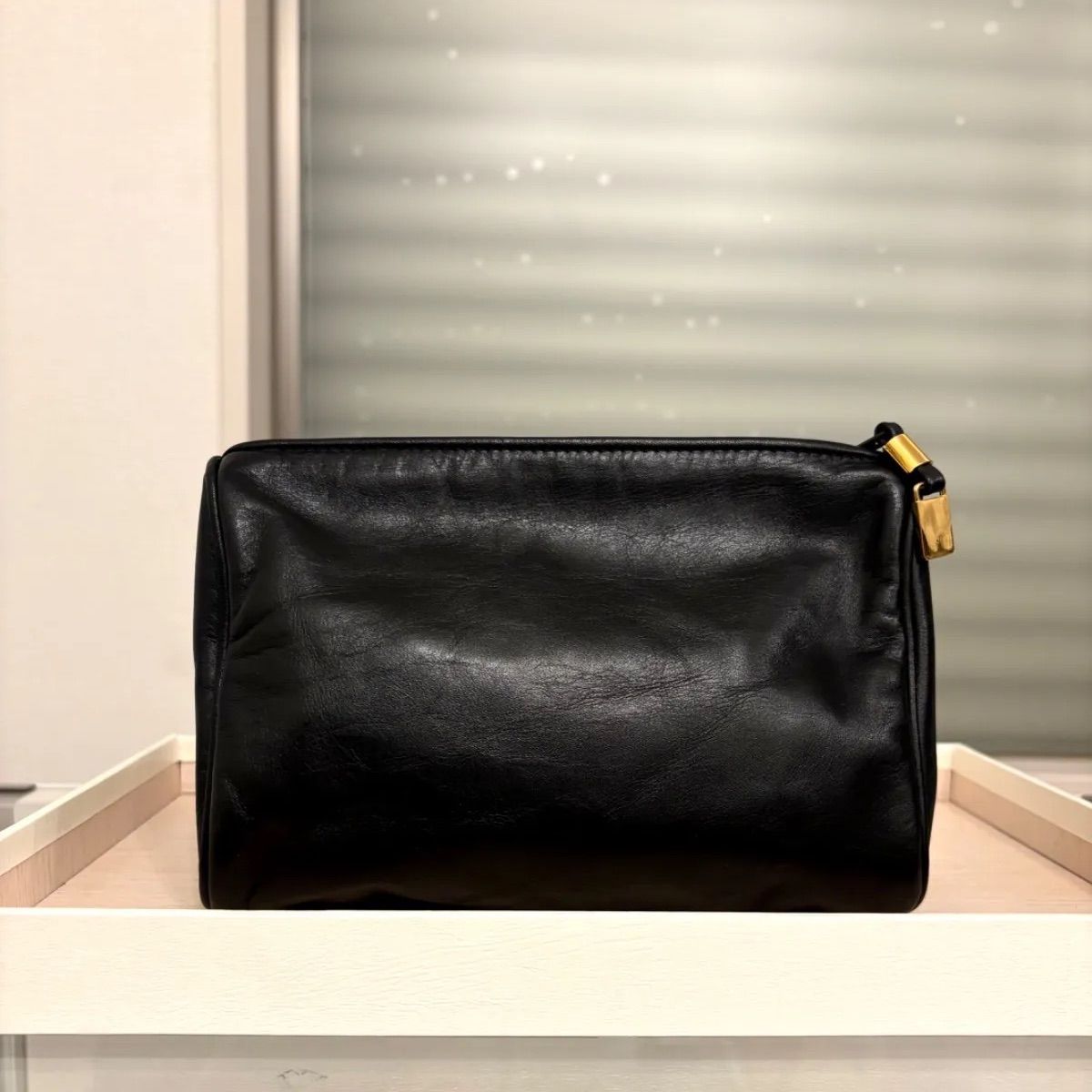 ロエベ アナグラム レザーポーチ LOEWE