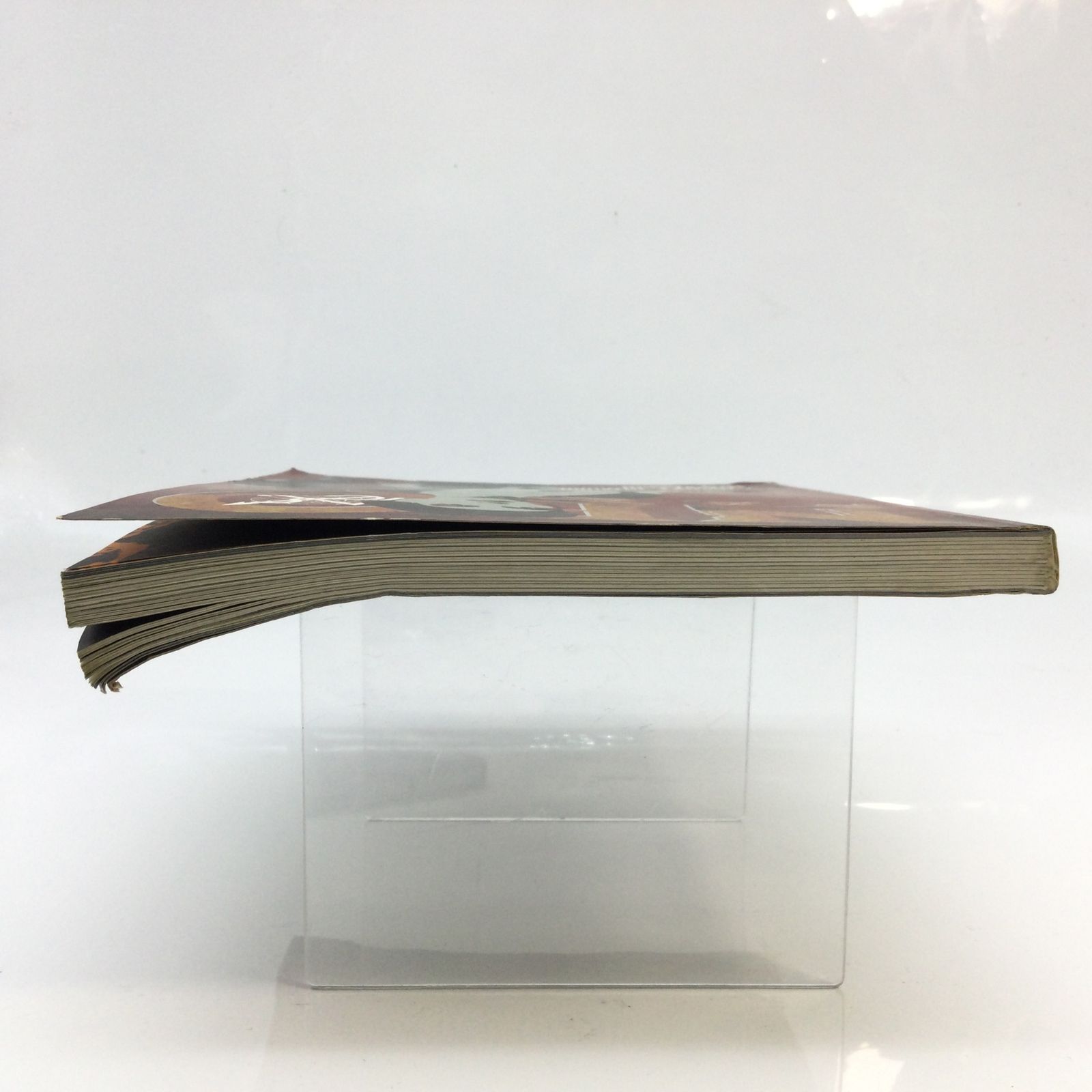 フィンランドの新しいアンティークブック Uusi Antiikkikirja