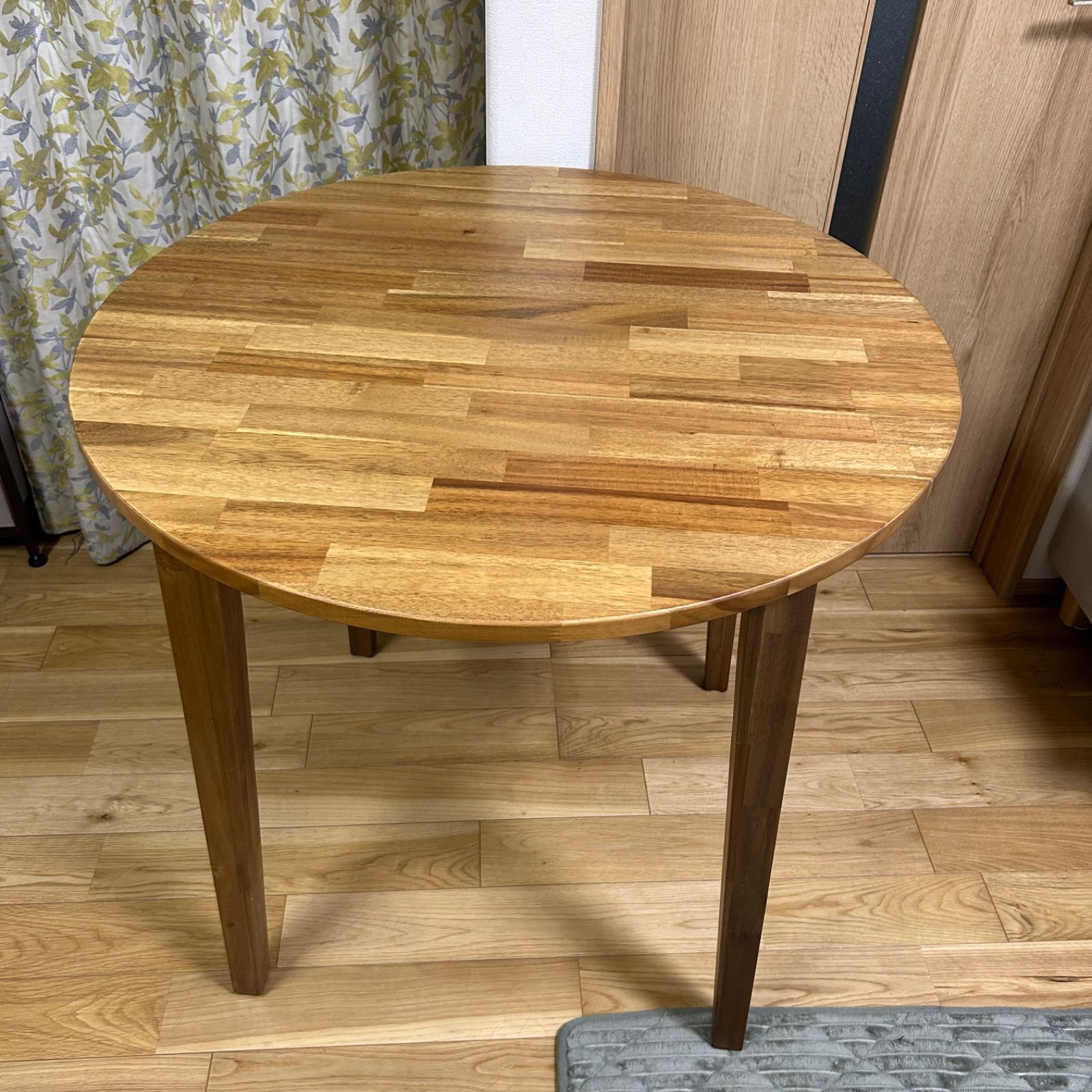 IKEA NACKANÄS ナッカンネース ダイニングテーブル 丸テーブル 80cmアカシア無垢材 ラウンドテーブル