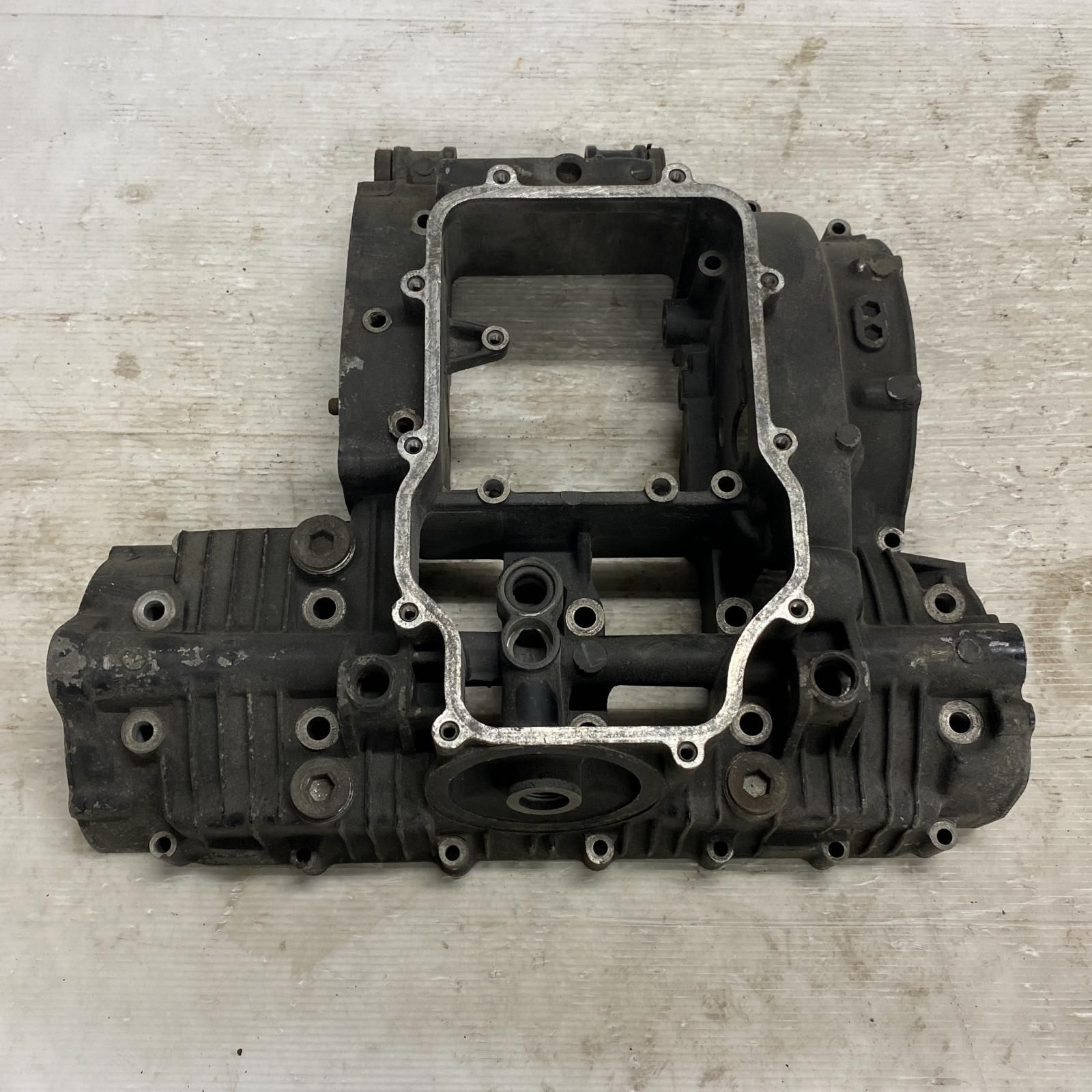 CBX400F クランクケース　NC07E ジャンク CBX400F クランクケース NC07E ジャンク CBX400F クランクケース