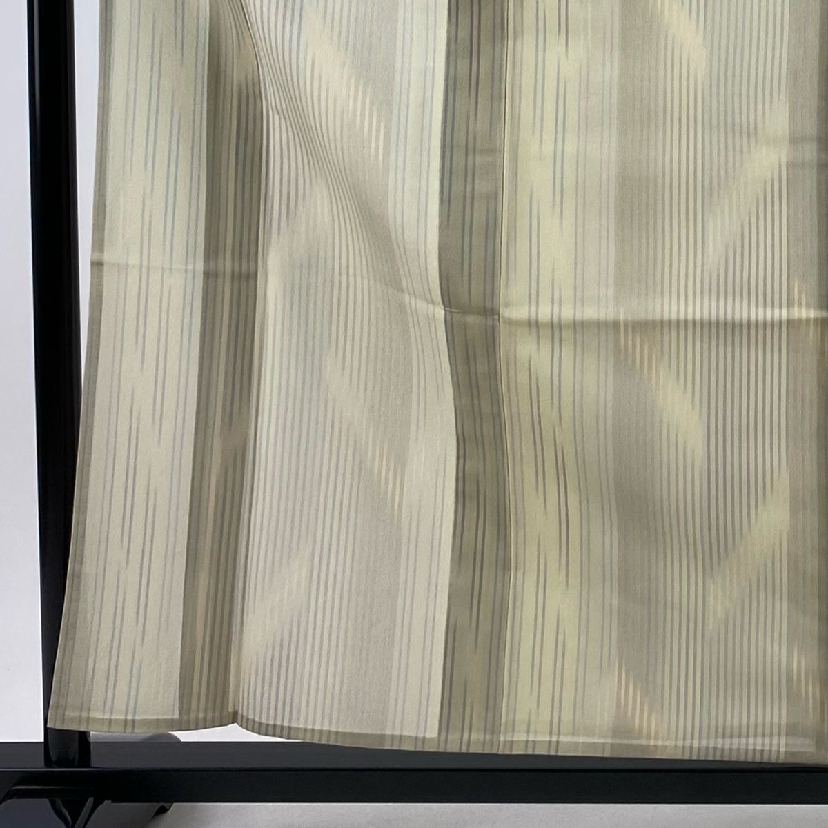 小紋 身丈159cm 裄丈61cm S 薄物 紬地 縦縞 ベージュ 正絹 秀品