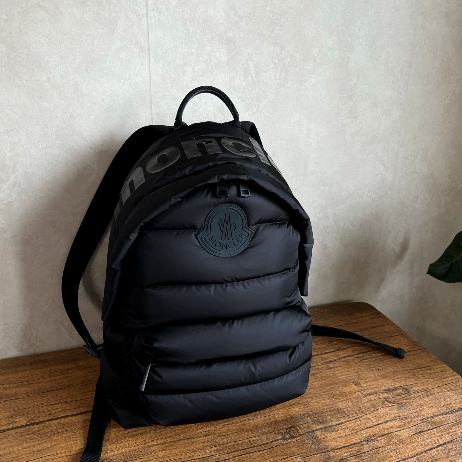 新品未使用タグ付き】MONCLER リュック - メルカリ