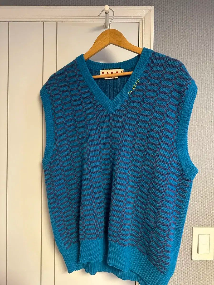 Marni マルニ V ネック ニット セーター ベスト