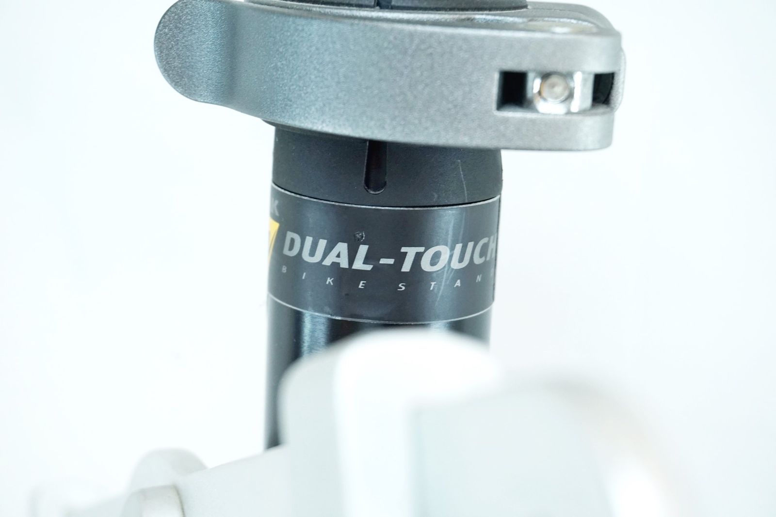 DUAL TOUCH