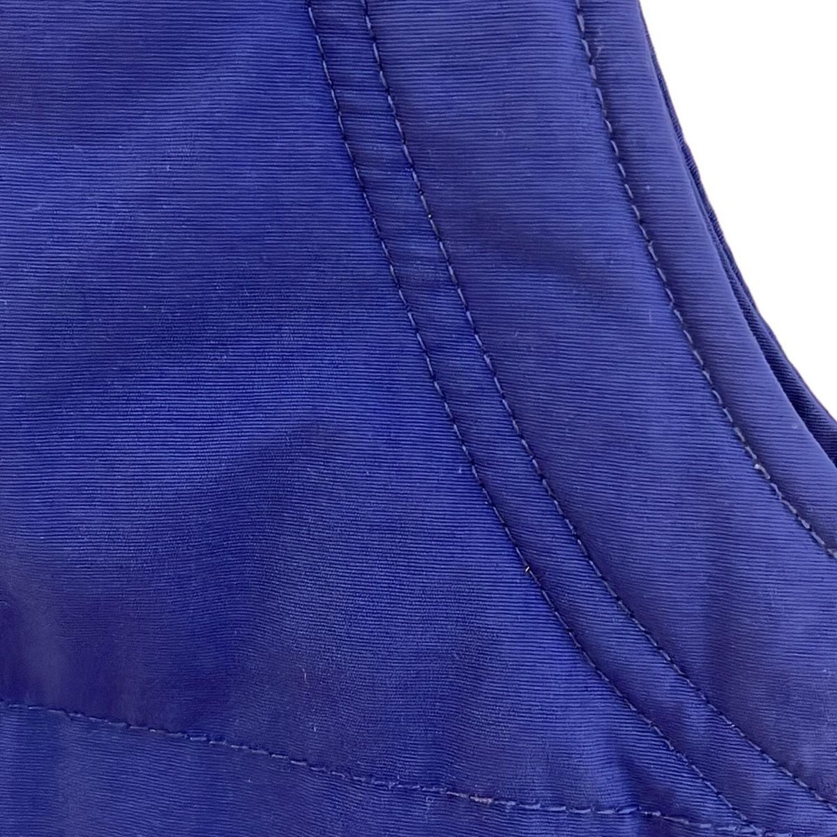 ラコステ ダウンベスト