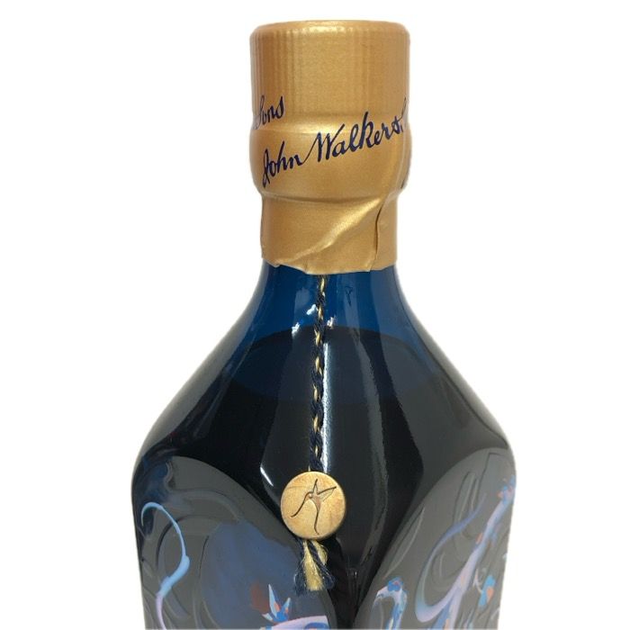 johnnie walker blue label ジョニーウォーカー ブルーラベル 未開栓 750ml 40度 イヤー オブ ザ ドラゴン2024 ジェームズ ジーン JAMES JEAN ウイスキー【中古】【新品同様】 johnnie walker blue label ジョニーウォーカー ブルーラベル