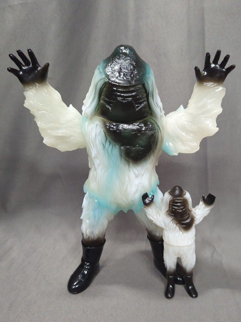 メディコム・トイ×東映レトロソフビコレクション★スノーマン (新色+ミニソフビ) メディコム・トイ 東映レトロソフビコレクション 仮面ライダー