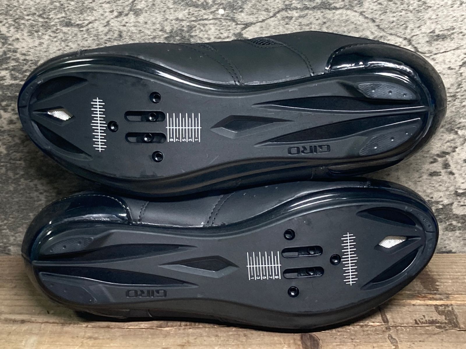 【驚きの価格が実現】 JJ834 ジロ GIRO SAVIX HV ビンディングシューズ 黒 EU44 3穴