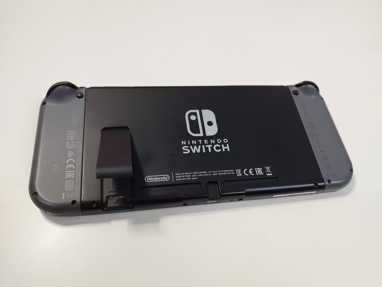 Nintendo Switch 本体 2020 HAC-001 (－01) Nintendo Switch 本体 HAC-001(-01) おまけドック付き！