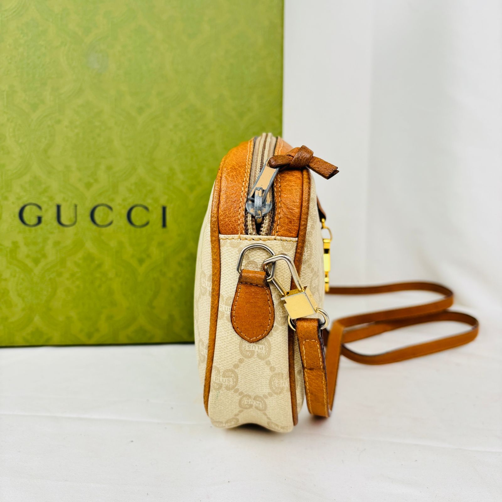 軽やかに纏う名品✨】 オールドグッチ GUCCI ショルダーバッグ グッチ  